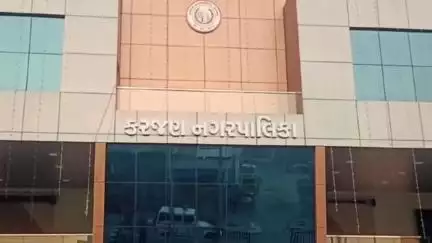 કરજણ: કરજણ નગરમાં શિવ શક્તિ પાર્કમાં ઉભરાતી ગટરોની સ્થાનિકો હેરાન પરેશાન# jansamasya