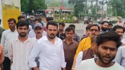 सागर नगर: राष्ट्रीय हिंदू फ्रंट ने राष्ट्रपति के नाम सिटी मजिस्ट्रेट को दिया ज्ञापन, जनसंख्या नियंत्रण कानून लागू करने की मांग की