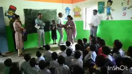 मरवाही: जीपीएम में कलेक्टर ने विभिन्न स्कूल, आंगनबाड़ी एवं छात्रावास का किया निरीक्षण