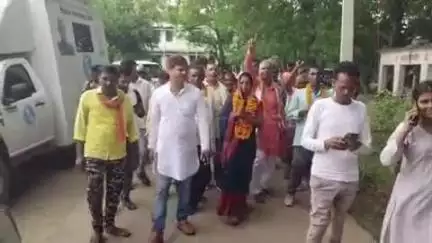 दुर्गावती: चेहरिया पंचायत के उपचुनाव में फूला देवी ने अपने निकटतम प्रतिद्वंद्वी को 849 मतों से पराजित कर लहराया परचम