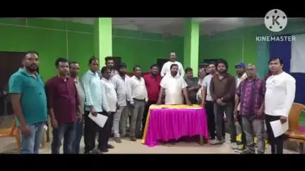 ଫୁଲବାଣୀ ସହର: ଫିରିଙ୍ଗିଆ ର ବିଜୁ କଲ୍ୟାଣ ମଣ୍ଡପ ଠାରେ ଅନୁଷ୍ଠିତ ହେଲା ନାଟକ ପ୍ରତିଯୋଗିତା ପାଈଁ ଚୁକ୍ତି ପାତ୍ର ସ୍ଵାକ୍ଷର କାର୍ଯ୍ୟକ୍ରମ,