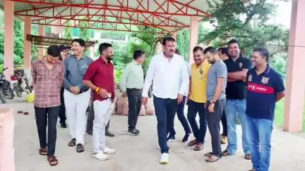 बिजावर: बिजावर विधायक बबलू शुक्ला ने रसरंग पार्क का निरीक्षण किया, स्वच्छता और सौंदर्यीकरण के निर्देश दिए