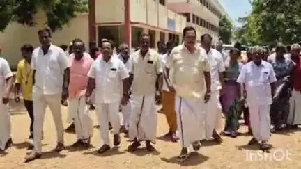 நெமிலி: பனப்பாக்கத்தில் அரசு மேல்நிலைப் பள்ளியில் புதிதாக கட்டப்பட்ட வகுப்பறைகளை அமைச்சர் காந்தி திறந்து வைத்தார்