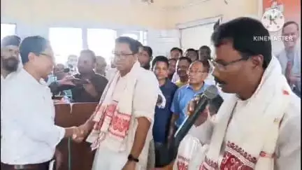 শিৱসাগৰ: বিজেপি নেতা ৰানা কোঁ‌ৱৰে  ৰাজীৱ ভৱনত আনুষ্ঠানিক ভাৱে  যোগদান কৰিলে কংগ্ৰেছ দলত