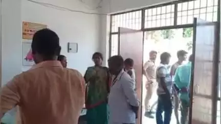 इकौना: भलुईहा दसौधी के पास तालाब में डूबने से बालिका की हालत गंभीर, CHC इकौना में डॉक्टरों ने किया मृत घोषित