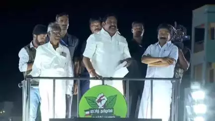 செஞ்சி: பிஜேபியிடம் நாங்கள் அடிமை இல்லை காங்கிரஸிடம் நீங்கள் தான் அடிமையாக இருக்கிறீங்க முதல்வரே செஞ்சியில் முன்னாள் முதல்வர் எடப்பாடி பழனிச்சாமி பேச்சு