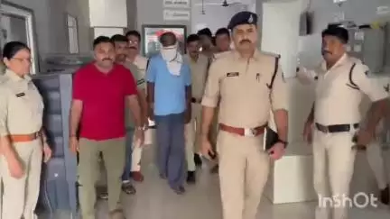 खकनार: खकनार पुलिस की बड़ी कार्रवाई, 52 लीटर अवैध शराब के साथ तीन पहिया वाहन जब्त, एक आरोपी गिरफ्तार