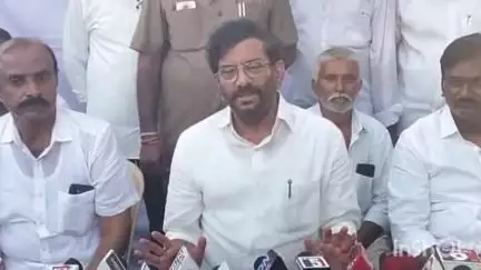 సర్వేపల్లి: కాకాణి గోవర్ధన్ రెడ్డి చాలా తెలివైన వాడు : సర్వేపల్లి ఎమ్మెల్యే సోమిరెడ్డి ఏద్దేవా
