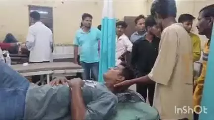 गोपालगंज: सेमरा गांव: भूमि विवाद में दो युवकों पर बंदूक के बट से हमला, अस्पताल में भर्ती