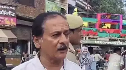 संभल: सदर कोतवाली नाखासा इलाके में संवेदनशील क्षेत्रों में पुलिस बल तैनात, ड्रोन कैमरों से की जा रही निगरानी