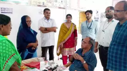 ଆସିକା: ଆସିକା ମେଡିକାଲ ପରିଦର୍ଶନ କଲା ଜିଲ୍ଲା ସ୍ଥରୀୟ ଟିମ,ଜୀବାଣୁ ମୁକ୍ତ ଅଭିଯାନ କାର୍ଯ୍ୟକ୍ରମ ହେଲା ତଦାରଖ