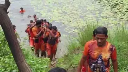 ପରଜଙ୍ଗ: ଶ୍ରାବଣ ମାସର ପ୍ରଥମ ଦିନରେ ଚାନ୍ଦପୁର ଗାଁ ଠାରେ ଶୁକ୍ରବାର ଆରମ୍ଭ ହେଲା ପବିତ୍ର ଧଣ୍ଡା ପୂଜା କାର୍ଯ୍ୟକ୍ରମ ।