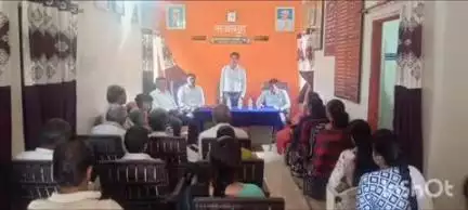 कळमेश्वर: झुनकी सावळी येथे शिक्षणाचा अधिकार या विषयावर मार्गदर्शन शिबिराचे आयोजन