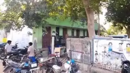 திருவாரூர்: கடுவங்குடி ஊராட்சி ஒன்றிய தொடக்கப்பள்ளியில்  தமிழ்நாடு சமூக ஆர்வலர் கூட்டமைப்பு சார்பில் ரூபாய் 80 ஆயிரம் மதிப்பிலான நலத்திட்ட உதவிகள்