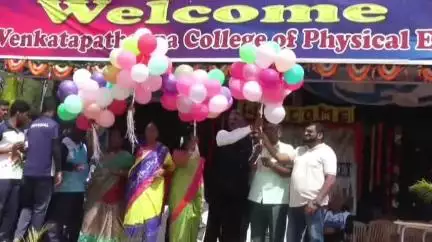 ಚಿಕ್ಕಬಳ್ಳಾಪುರ: ರಕ್ತ ಸಂಗ್ರಹದಲ್ಲಿ ವಿಶ್ವದಾಖಲೆ ಮಾಡುವ ಗುರಿ ಇದೆ ಕೆವಿ ಕ್ಯಾಂಪಾಸ್ ನಲ್ಲಿ ಪಂಚಗಿರಿ ವಿದ್ಯಾದತ್ತಿಗಳ ಸಂಸ್ಥೆ ಅಧ್ಯಕ್ಷ ನವೀನ್ ಕಿರಣ್ ಹೇಳಿಕೆ