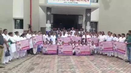 નેત્રંગ: નેત્રંગમાં વિશ્વ વસ્તી દિવસ નિમિત્તે તાલુકા કક્ષાની જાગૃતા રેલીનું આયોજન કરાયું.