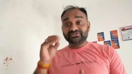रोजाना हजारों गाय कट रही है पर ज्ञान देते है गौ रक्षा का हिंदूवादी बनने का टोटल मांस विक्री पर रोक लगाओ लाइसेंस रद्द करो