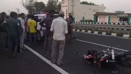 అసిఫాబాద్: వాంకిడిలో రోడ్డు ప్రమాదం,ఒకరికి తీవ్ర గాయాలు