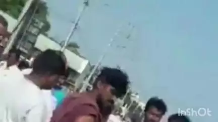 బాపట్ల శ్రీనివాస్ థియేటర్ ఎదురుగా కుంటలో ద్విచక్ర వాహనం పడిపోయి బాలుడికి తీవ్ర గాయాలు