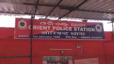 ଓରିଏଣ୍ଟ: ବ୍ରଜରାଜନଗର ଥାନା ଅଞ୍ଚଳରେ ଜଣେ ଯୁବତୀଙ୍କ ସହିତ ଅନୈତିକ ସମ୍ପର୍କ ସହ ପ୍ରେମପ୍ରତାରଣା  ଅଭିଯୋଗରେ ଜଣେ ଯୁବକ ଗିରଫ
