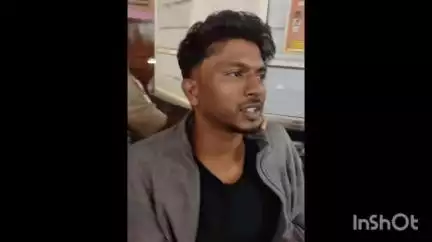 ആലുവ: ബാംഗ്ലൂരിൽ നിന്ന് കോട്ടയത്തേക്ക് കടത്തുകയായിരുന്ന ഹൈബ്രിഡ് കഞ്ചാവ് ആലുവയിൽ വച്ച് പിടികൂടി