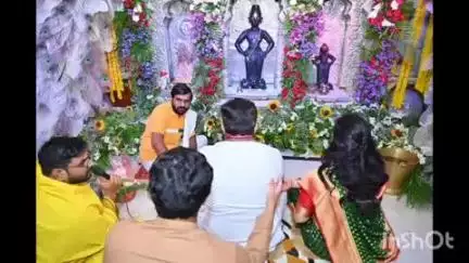 सावनेर: आषाढी प्रतिपदा निमित्ताने धापेवाडा येथील श्री विठ्ठल रुक्मिणी देवस्थान येथे आमदार यांच्या हस्ते महापूजा