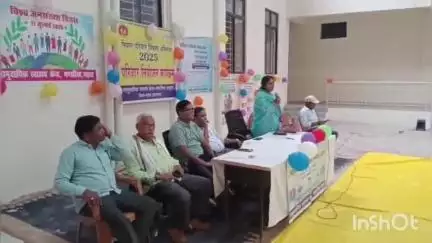 भंडरिया: भंडरिया में विश्व जनसंख्या दिवस पर जागरूकता कार्यक्रम आयोजित किया गया