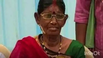 అశ్వారావుపేట: ప్రమాదవశాత్తు టాటా ఏసీ వాహనం ఢీకొని చర్ల మండలం నర్సాపురం గ్రామానికి చెందిన వెంకటమ్మ అనే మహిళ మృతి
