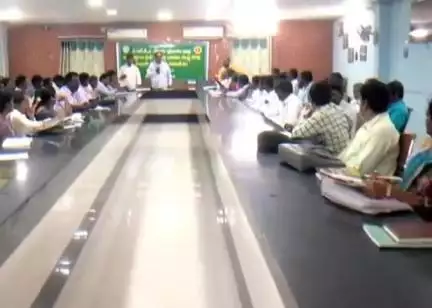 వ్యవసాయ అనుబంధ ప్రాసెసింగ్ యూనిట్లకు 50 శాతం రాయితీతో సన్నకారు రైతులకు ప్రభుత్వం చేయూత: డీఆర్డీఏ వెలుగు పీడీ నారాయణ