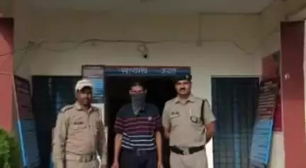 पोखरी: पोखरी पुलिस ने 23 बोतल अवैध अंग्रेजी शराब के साथ एक अभियुक्त को किया गिरफ्तार