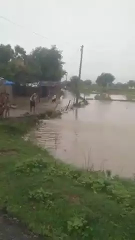 भंवरी कलवारा पूर्व उत्तर प्रदेश जिला चित्रकूट ब्लाक मानिकपुर जनपद क्षेत्र ग्राम भंवरी कलवारा पूर्व