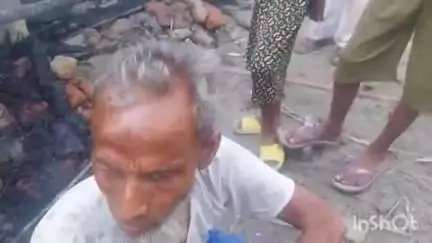 कुचायकोट: रामपुर खरेया गांव में देर रात लगी आग, एक मकान खाक, लाखों की संपत्ति जलने की आशंका