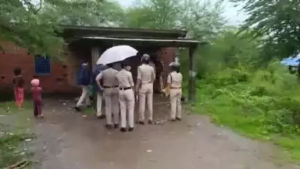 रीठी: रीठी और बहोरीबंद पुलिस की संयुक्त दबिश, अपराधियों के ठिकानों पर सघन सर्चिंग से मचा हड़कंप