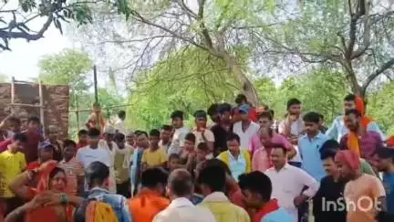 ब्रह्मपुर: बाबूडेरा गांव के पास खेत में युवक की संदिग्ध मौत, गोली लगने की आशंका; एसडीपीओ मौके पर पहुंचे