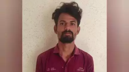 ગોધરા: પેરોલ ફર્લો સ્કવોડ પોલીસે અપહરણ ના ગુન્હામાં નાસતા ફરતા વોન્ટેડ આરોપીને દિયોદર ખાતે થી ઝડપી પાડયો