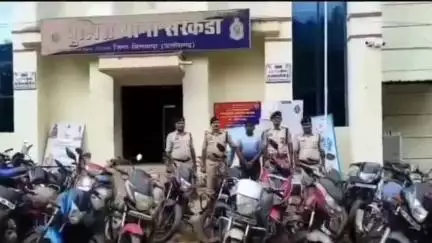 मस्तुरी: ब्याज में पैसे देकर मोटरसाइकिल एवं दस्तावेज गिरवी रखकर उधारी रकम देने वाले सूदखोर के खिलाफ कार्रवाई
