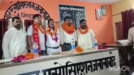जलालाबाद: बार एसोसिएशन जलालाबाद ने एसडीएम दुर्गेश यादव को दी विदाई