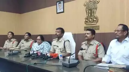 కుటుంబ సలహా కేంద్రం ప్రారంభించి ఏడాది కాలం పూర్తి: ఎస్పీ మణికంఠ చందోలు