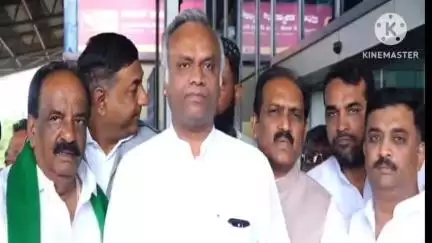 ಹುಬ್ಬಳ್ಳಿ ನಗರ: ಸಿಎಂ ಬದಲಾವಣೆ ನಿರ್ಧಾರ ಹೈಕಮಾಂಡ್ ಗೆ ಬಿಟ್ಟಿದ್ದು:ನಗರದಲ್ಲಿ ಸಚಿವ ಪ್ರಿಯಾಂಕ ಖರ್ಗೆ