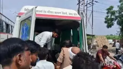 शाहजहांपुर: रोडवेज की टक्कर से युवक घायल, उसे राजकीय मेडिकल कॉलेज में भर्ती कराया गया