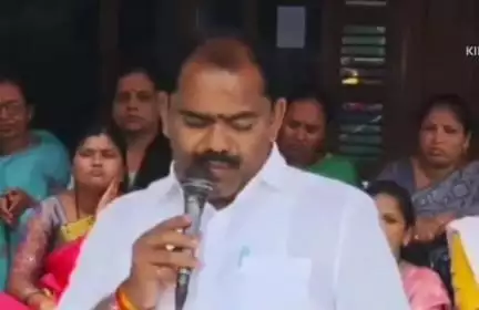 ಕಲಬುರಗಿ: ವಿವಿಧ ಬೇಡಿಕೆಗಳ ಈಡೇರಿಕೆಗೆ ಆಗ್ರಹಿಸಿ ಮಾಹಾನಗರ ಪಾಲಿಕೆ ನೌಕರರ ಪ್ರತಿಭಟನೆ