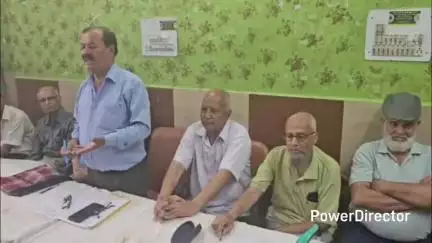 नाहन: बिजली बोर्ड के फरमानों से नाराज सेवानिवृत्त कर्मचारी, बोले- कार्यालय परिसरों में धरने पर रोक लगाना दुर्भाग्यपूर्ण