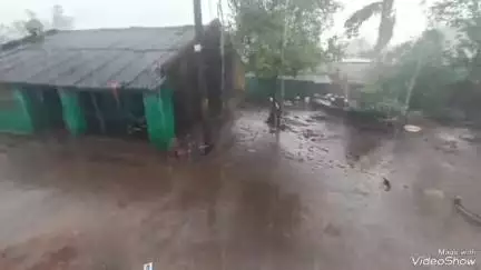 କୋରାପୁଟ ସହର: କୋରାପୁଟ ଜିଲ୍ଲାରେ ୧୫ତାରିଖ ଦିନ ବର୍ଷା ସହ ବିଜୁଳି ଘଡ଼ଘଡ଼ି ସମ୍ଭାବନା ନେଇ ୱେଲୋ ୱାର୍ଣିଂ ଜାରି କରିଛି ରାଜ୍ୟ ପାଣିପାଗ ବିଜ୍ଞାନ କେନ୍ଦ୍ର