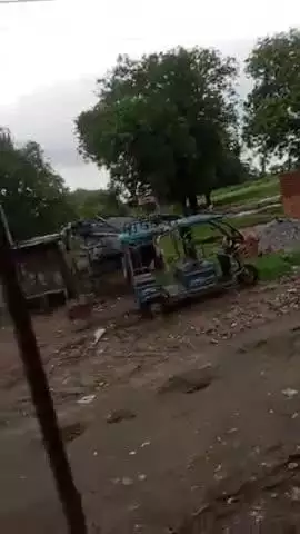 बंडा गांव में बहुत भयंकर बारिश की लोगों की हालत खराब #trendin