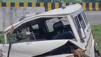राजगढ़: राजगढ़ जिले के पचोर में देहरी जोड़ पर बोलेरो ओवरब्रिज से टकराई, 2 की मौत, अस्पताल में घायलों का उपचार जारी