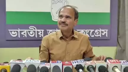 বহরমপুর: সরকারি শিক্ষা প্রতিষ্ঠান ধ্বংস করে,বেসরকারি শিক্ষাপ্রতিষ্ঠানগুলি রমরমা,তৃণমূলকে তোপ অধীরের আজ বহরমপুরে