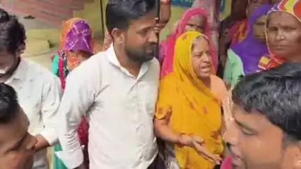 आबू रोड: आबूरोड ग्राम पंचायत मुंगथला में पेयजल संकट गहरा, पिछले कई दिनों से पानी की समस्या पर ग्रामीणों का फूटा आक्रोश