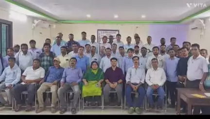 କୋଟପାଡ: ବୈପାରୀଗୁଡା ଗୋଷ୍ଟି ଉନ୍ନୟନ କାର୍ଯ୍ୟାଳୟରରେ ବ୍ଲକ ପ୍ରଶାସନ ପକ୍ଷରୁ ବିଏଲଓ ଓ ସୁପରଭାଇଜର ମାନଙ୍କୁ ନେଇ ଦୁଇ ଦିନିଆ ଜାତୀୟ ପ୍ରଶିକ୍ଷଣ ଶିବିର