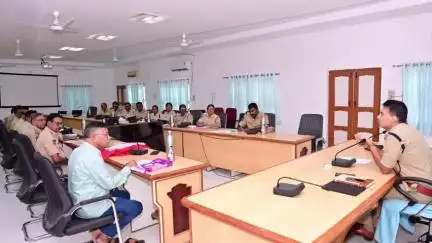అదిలాబాద్ అర్బన్: ప్రతి ఒక్క కేసుపై సీఐ అధికారితో పర్యవేక్షణ ఉండాలి: ఆదిలాబాద్ జిల్లా ఎస్పీ