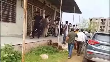 लाडपुरा: आरकेपुरम इलाके में खुद को गोली मारकर आत्महत्या करने वाले युवक का पुलिस ने करवाया पोस्टमार्टम, जांच में जुटी